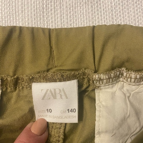Boys elastic waist Zara cargo pants - Picture 2 of 4